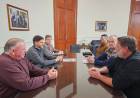BORLA ACOMPAÑÓ A LOS DIRIGENTES DE COLON QUE PRESENTARON EL FESTIVAL DE ESTE AÑO AL GOBERNADOR PULLARO.