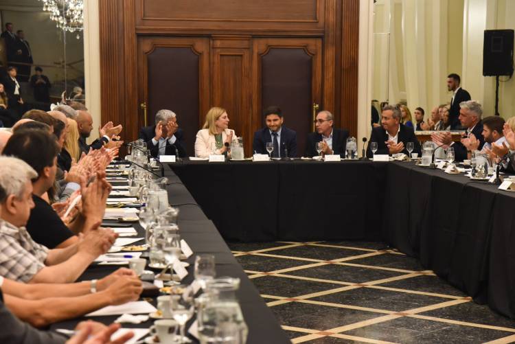   Fuerte respaldo de la Multisectorial por la Paz: “Hay que dar la pelea espalda con espalda”