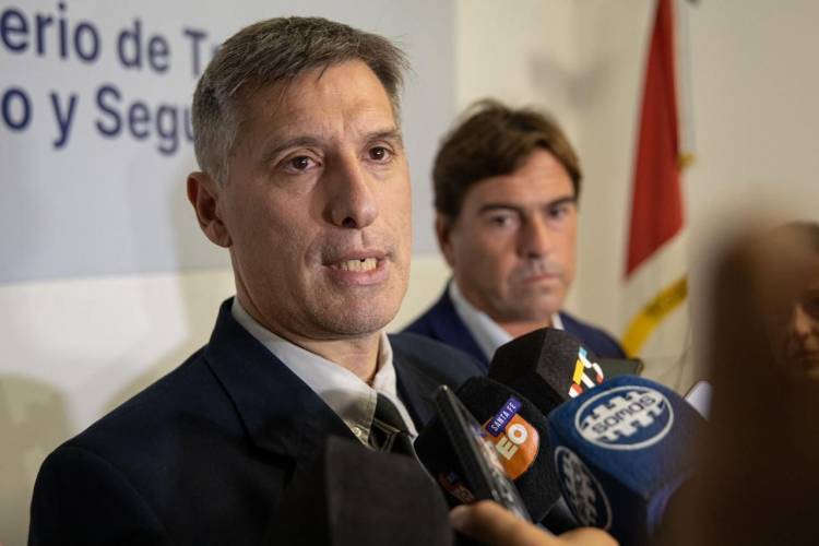   Olivares: “No queremos que trasladen al Iapos lo que no han podido trasladar a los beneficiarios de medicina prepaga”   