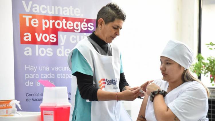 Enfermedades respiratorias: la Provincia puso en marcha la Campaña Vacunate