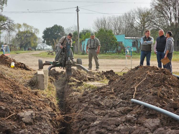 AMPLIACIÓN DE LA RED DE AGUA PARA LLEGAR A MÁS VECINOS DE ESCALADA.