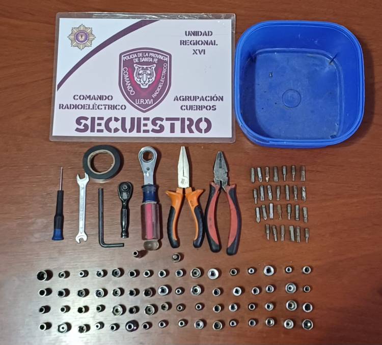 San Justo//SE RECUPERAN HERRAMIENTAS.  