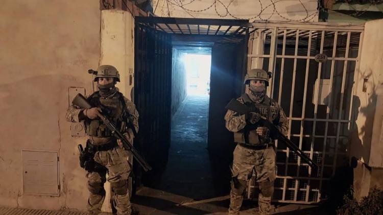  Intimidaciones públicas: allanamientos y tres detenidos del Clan Funes
