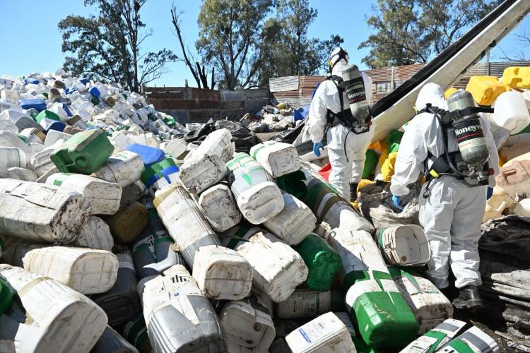 Provincia y MPA detectan tratamiento clandestino de envases de fitosanitarios