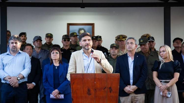 Pullaro: “Hay un trabajo conjunto que les muestra a las bandas criminales que iremos por ellas hasta que recuperemos la paz”   