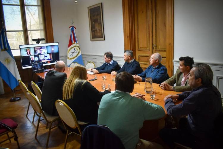 Santa Fe y Catamarca profundizan la agenda común en minería, energía y el corredor bioceánico