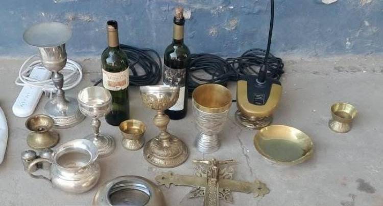 San Justo: recuperaron elementos robados de una capilla y aprehendieron a dos jóvenes