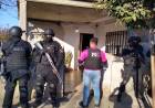  Entrega controlada, agente revelador y allanamientos por venta de drogas en zona oeste de Rosario