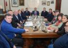  Provincia ofreció a los estatales un aumento semestral del 7 %, con piso mínimo garantizado de 40 mil pesos en los primeros meses