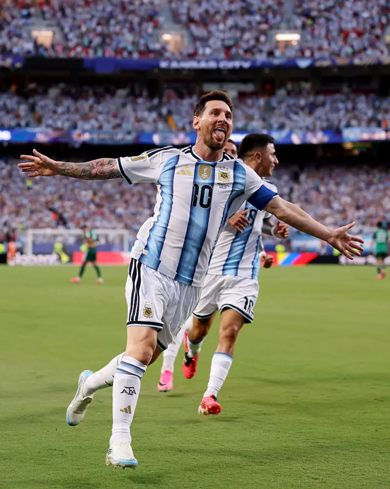 RESUMEN DEL PARTIDO DE ARGENTINA CONTRA ARGELIA