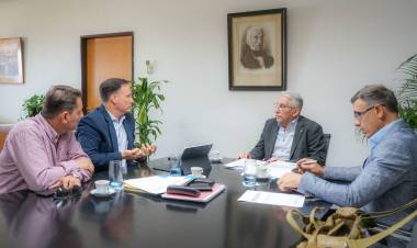   Enrico: “Trajimos el pedido de los santafesinos para que se reparen las rutas nacionales”