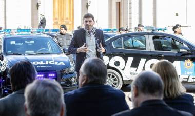 Pullaro: “El Estado dejó de ser el Estado bobo de la provincia de Santa Fe”