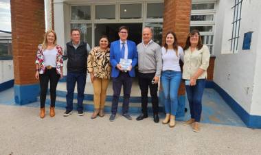  El Gobierno provincial fortalece su política educativa en el departamento San Justo