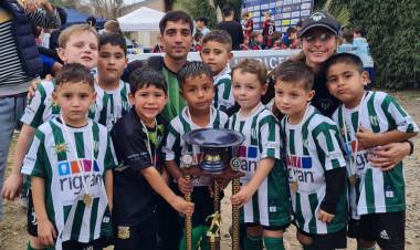 Escuelita de fútbol del Club Sanjustino participó del torneo "Academia Cup" disputado en la localidad de Santo Tome 