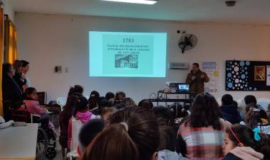 Rodrigo Borla//COMPARTIENDO CON LOS MÁS PEQUEÑOS LA HISTORIA DE BELGRANO.