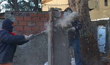 Derrumbaron en Rosario un puesto de venta de estupefacientes relacionado al clan Tripi