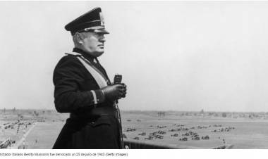 Un día como hoy, pero en 1943, Benito Mussolini fue derrocado y encarcelado junto a sus colaboradores, tras el desembarco aliado en Sicilia.