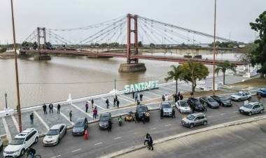 Trasladaron los vehículos para ser exhibidos antes de la subasta de bienes decomisados al delito