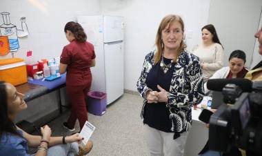 Objetivo Dengue: Provincia inició la segunda etapa con la vacunación a personal de la salud