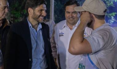  Pullaro entregó aportes por 540 millones de pesos en Reconquista y Avellaneda