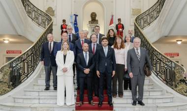 Pullaro: “Queremos ser la primera provincia exportadora de la Argentina”