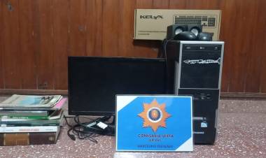 PERSONAL DE COMISARIA 6TA RECUPERO ELEMENTOS SUSTRAIDOS