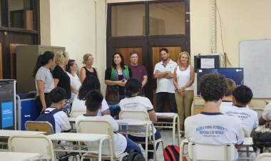 Rodrigo Borla//EDUCACIÓN Y DESARROLLO PRODUCTIVO, DE LA MANO!