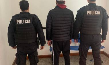 Dos personas aprehendidas con Pedido de Captura