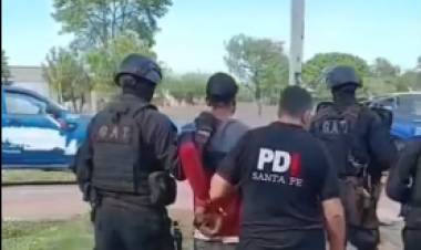 La Policía de Investigaciones (PDI), dependiente del Ministerio de Justicia y Seguridad, realizó múltiples allanamientos