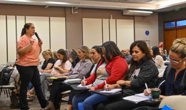 Plan Raíz: más de 7 mil docentes y directivos participaron de las instancias de formación y capacitación en alfabetización