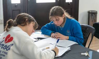 Programa Quedate: comienzan las tutorías presenciales para estudiantes de Secundaria