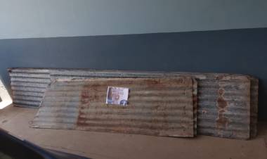 Dos aprehendidos por sustraer chapas