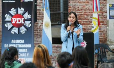 Provincia impulsa la prevención de delitos digitales que afectan a niñas, niños y adolescentes