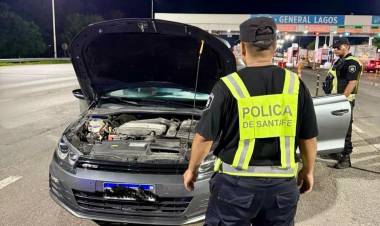 Operativo Verano: la Guardia Provincial de Seguridad Vial secuestró cuatro kilos de cocaína en la autopista Rosario-Buenos Aires