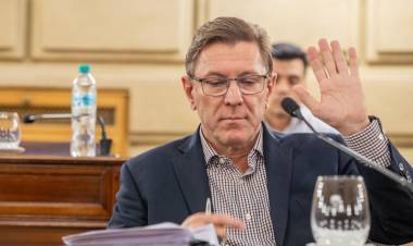 PROYECTO DE LEY PARA REGULAR LA ACTIVIDAD DE LOS CUIDADORES DE ADULTOS MAYORES.