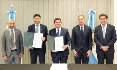Pullaro firmó un convenio con San Juan y busca posicionar a Santa Fe como socio industrial del boom minero argentino