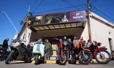 Santa Fe viaja en el tiempo: llega la Muestra de Autos y Motos Clásicos a la Estación Belgrano