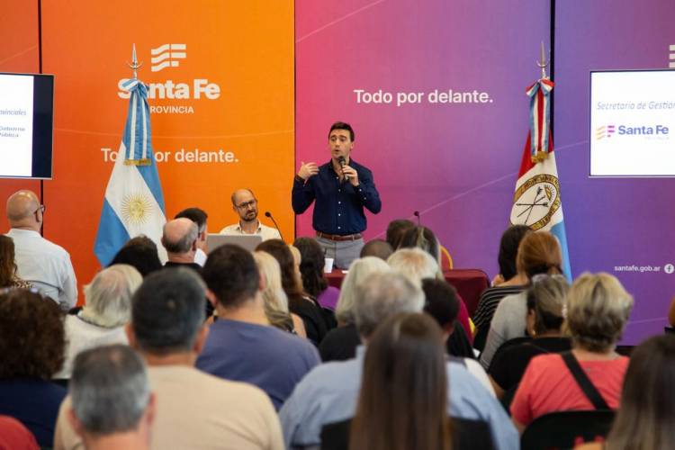 Provincia brinda capacitación a Asociaciones Civiles