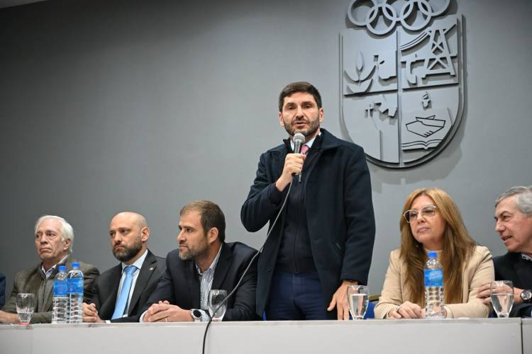 Pullaro: “Consolidar la Región Centro nos permitirá construir un futuro increíble”   