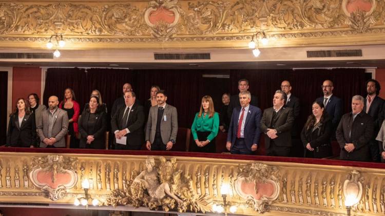  Pullaro encabezó la Gala musical por el 214° aniversario de la Revolución de Mayo