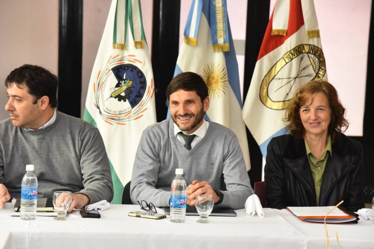 Pullaro: “Es importante estar en el territorio y escuchar a los intendentes”