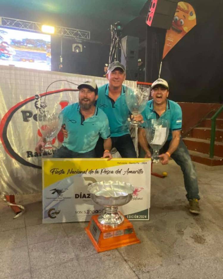 La Peña "Isla Bonita" de Videla se hizo con el primer puesto de la Fiesta del Amarillo en Helvecia