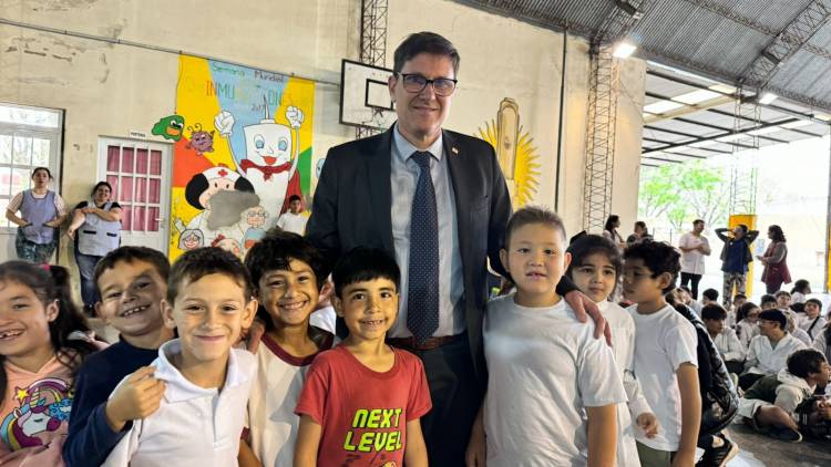 Educación: entregan más de $40 millones a escuelas del departamento San Justo