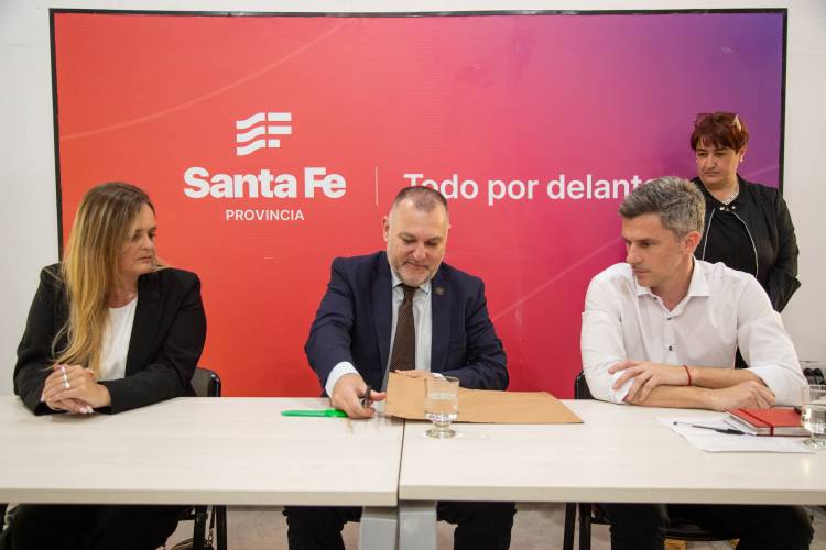 Provincia abrió los sobres para la licitación del Espacio Productivo de Santa Fe en CABA