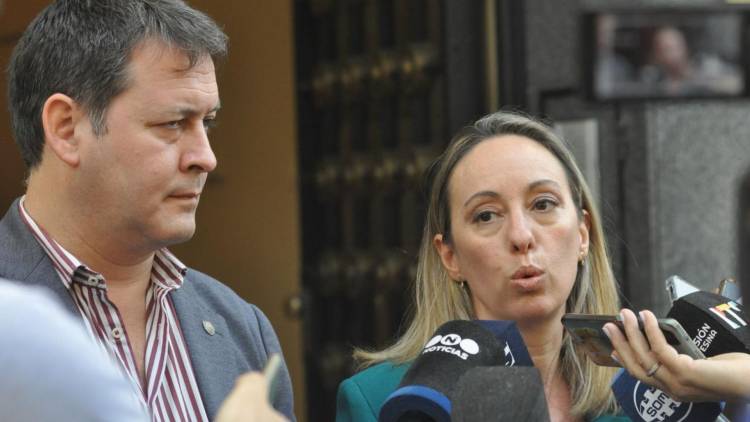   “Limitar el dragado de la Hidrovía hacia el norte perjudica al corazón del Interior productivo de la Argentina”