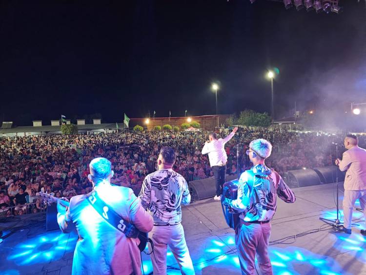 Rodrigo Borla//¡QUE HERMOSO FESTEJO HICIMOS Y DISFRUTAMOS JUNTOS! 