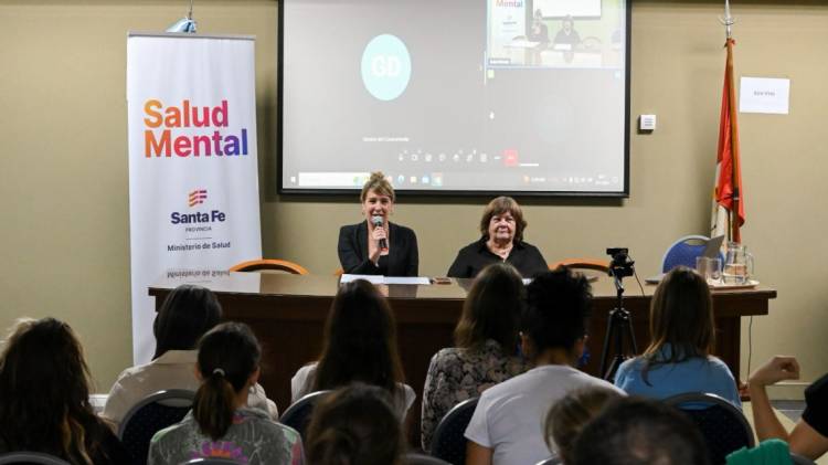 Provincia crea una red de 50 juegotecas para centros de salud y hospitales