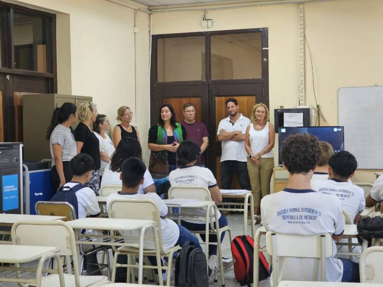 EDUCACIÓN Y DESARROLLO PRODUCTIVO, DE LA MANO!