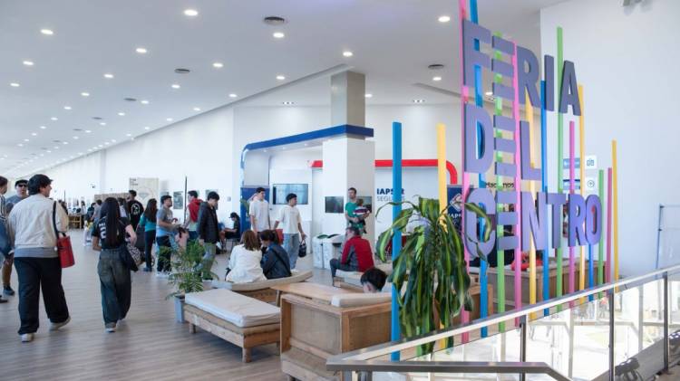  Industrias culturales: Provincia anuncia los proyectos seleccionados para la Feria del Centro 2025