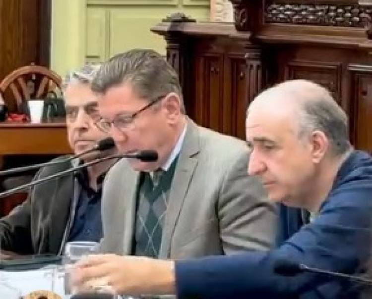Rodrigo Borla//Se continúa con el trabajo en Comisiones de una Reforma que va a ser histórica para Santa Fe.